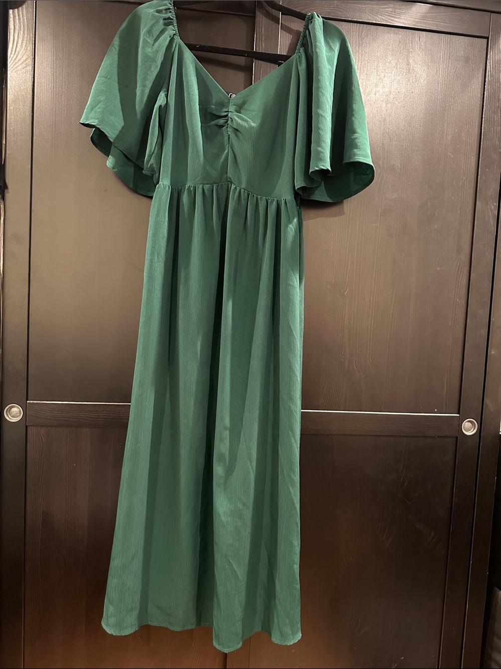 Emerald Green Flutter-Sleeve Maxi Dress for Women